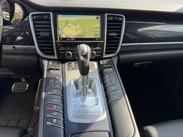 Porsche Panamera - 9