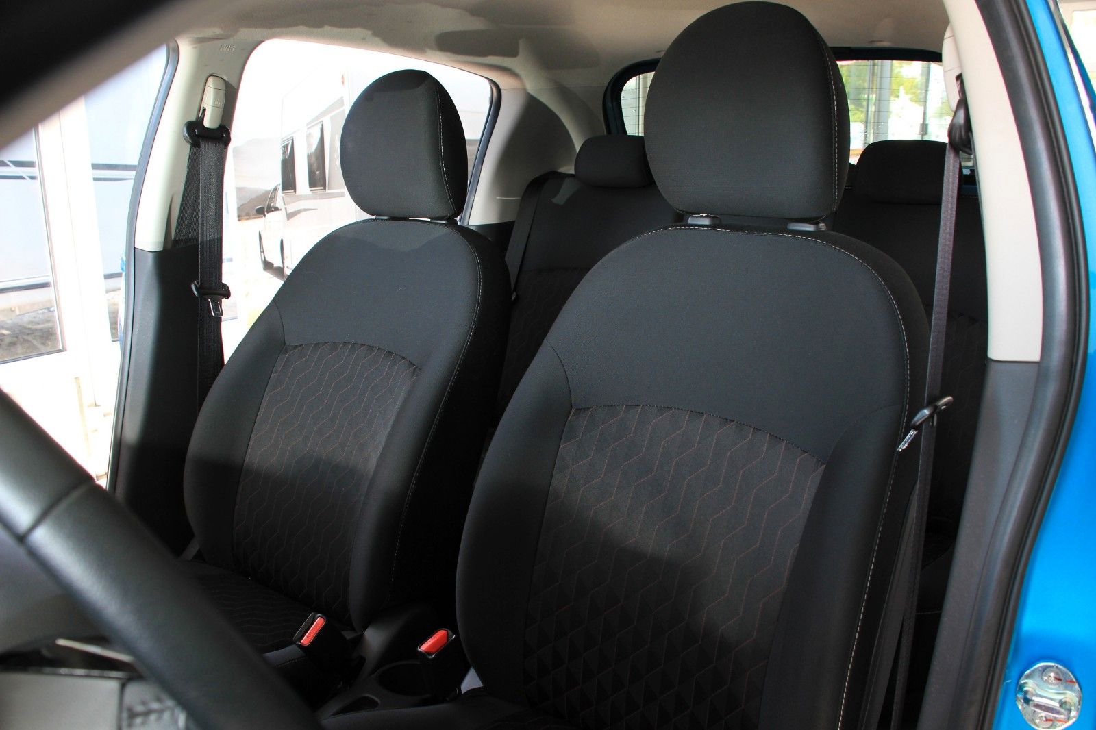 Fahrzeugabbildung Mitsubishi Space Star Select+