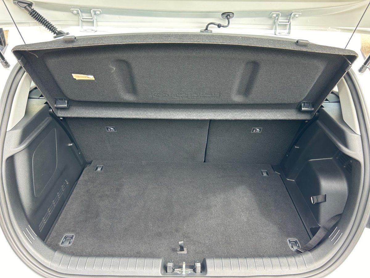 Fahrzeugabbildung Hyundai i20 1.0T 7DCT SELECT FUNKT-P !!! AUF ANFRAGE !!!