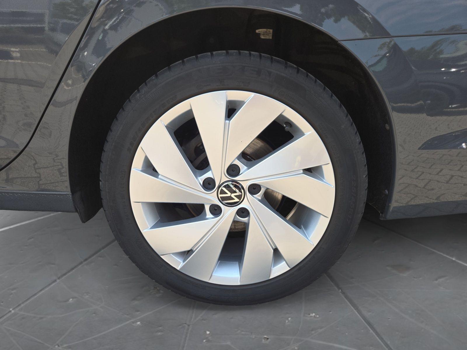 Volkswagen Golf VIII Variant Life 2.0 TDI DSG, LED/17"/2xPD, миниатюра 14