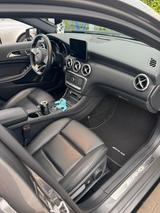 Mercedes-Benz A 45 AMG Mercedes-AMG A 45 4MATIC DCT Merced... - Mercedes-Benz A 45 AMG von privat