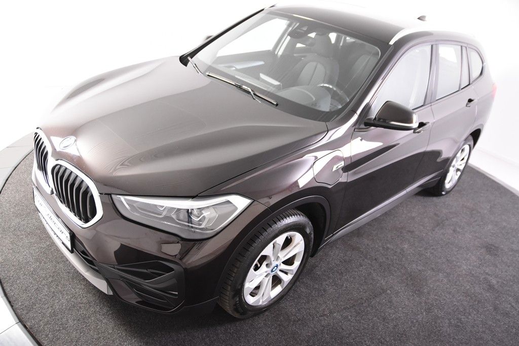 BMW X1 xDrive25e *1.Hand*Navi*Park ass.*Standheizung foto 4