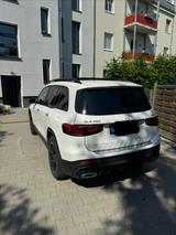 Mercedes-Benz GLB 250 4MATIC DCT -AMG-Line -Pano - Burmester - Mercedes-Benz GLB-Klasse von privat