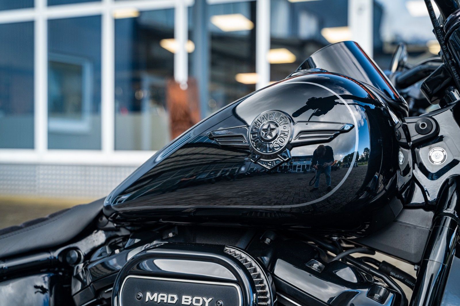 Fahrzeugabbildung Harley-Davidson FLFBS FAT BOY SOFTAIL 114 -JEKILL&HYDE- MAD BOY