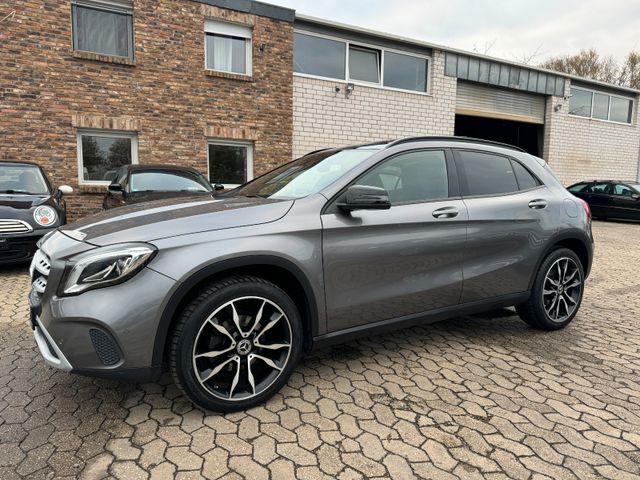 Mercedes-Benz GLA200 CDI/SHF/Panorama/Vollleder/Kamera/Euro6