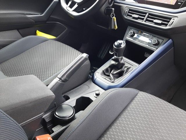 Fahrzeugabbildung Volkswagen Polo VI United 1.0 TSI Navi SitzHz Klimaaut.