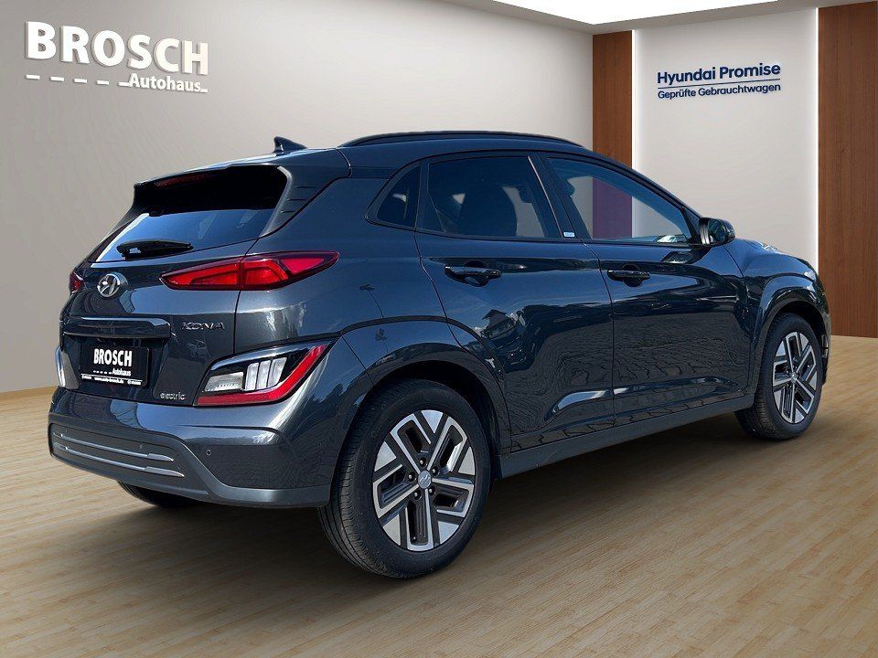 Fahrzeugabbildung Hyundai KONA EV 64kWh PRIME !VOLL! SCHIEBEDACH+LEDER+HUD