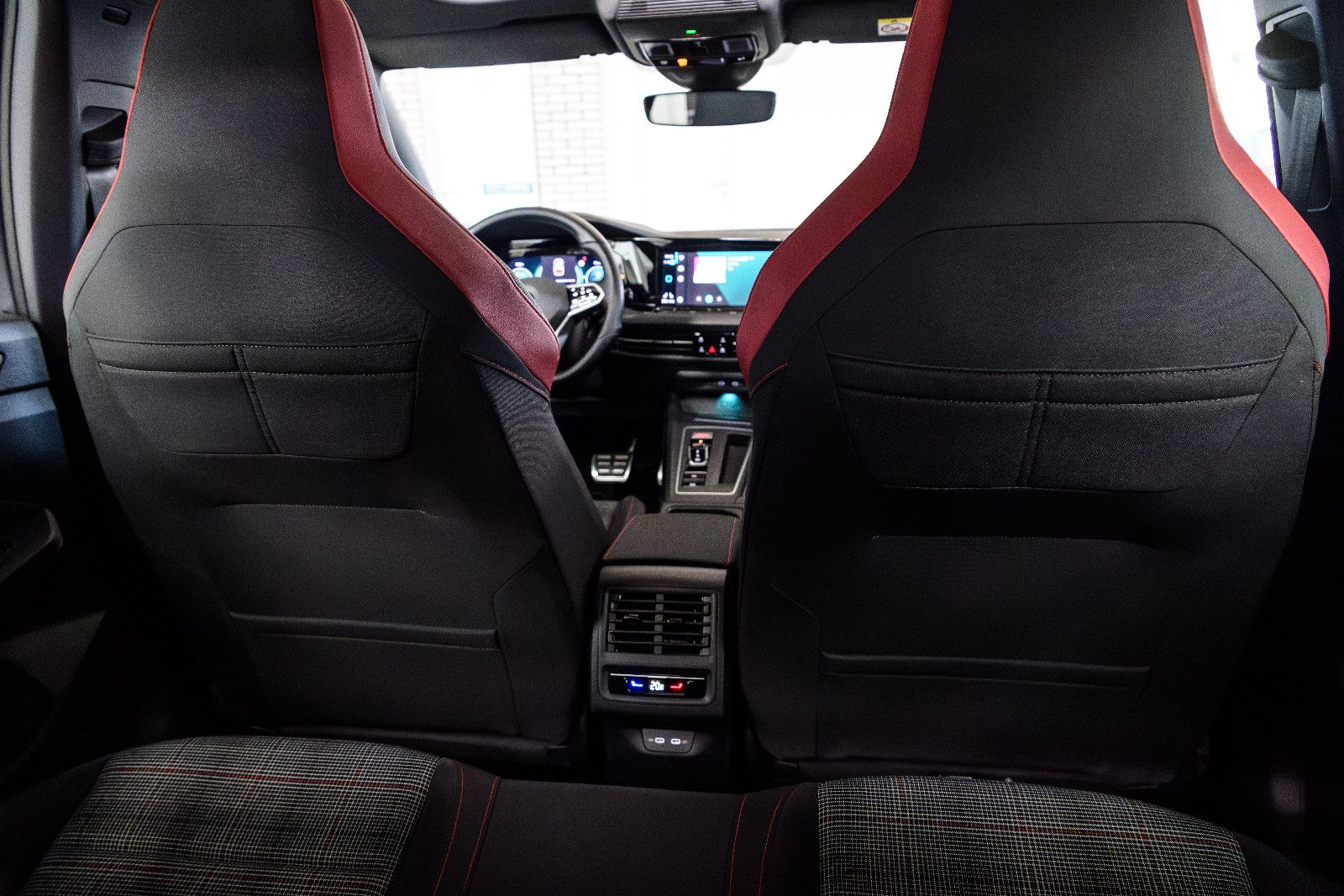 Fahrzeugabbildung Volkswagen Golf VIII GTI +Matrix +Panorama +LED +ACC