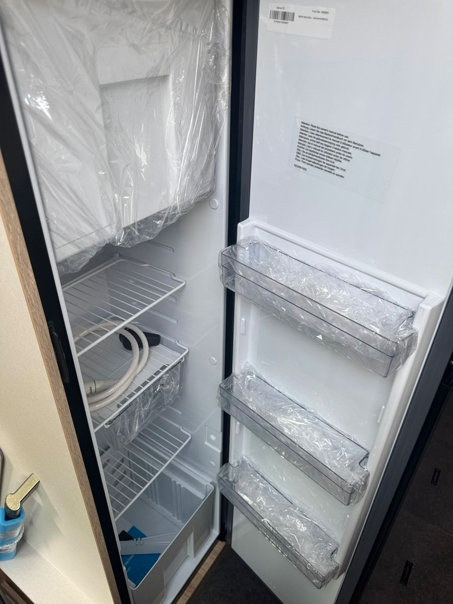 Fahrzeugabbildung Eura Mobil Integra Line IL 720 EB Mondial Pakete, Backofen