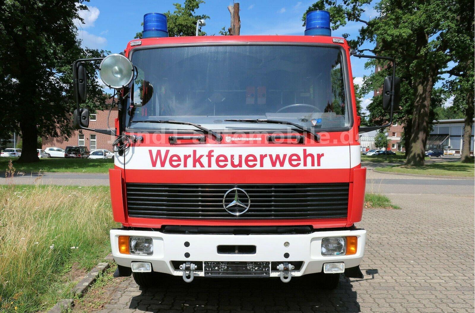 Mercedes-Benz 1124 F Feuerwehr LF 16/16 Pumpe Tank Haspel