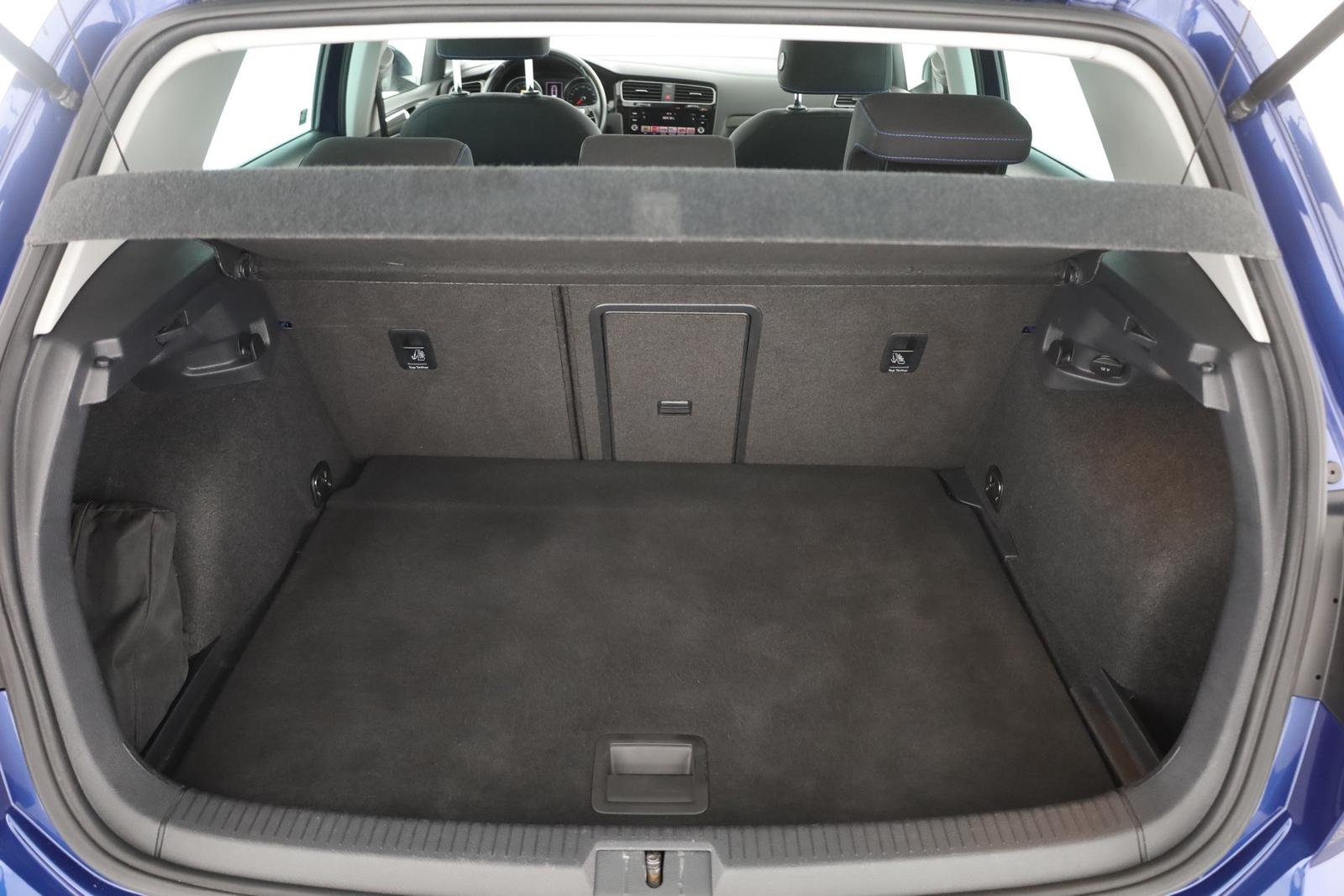 Volkswagen Golf VII 1.5 TSI Join Navi Standheizung ACC PDC