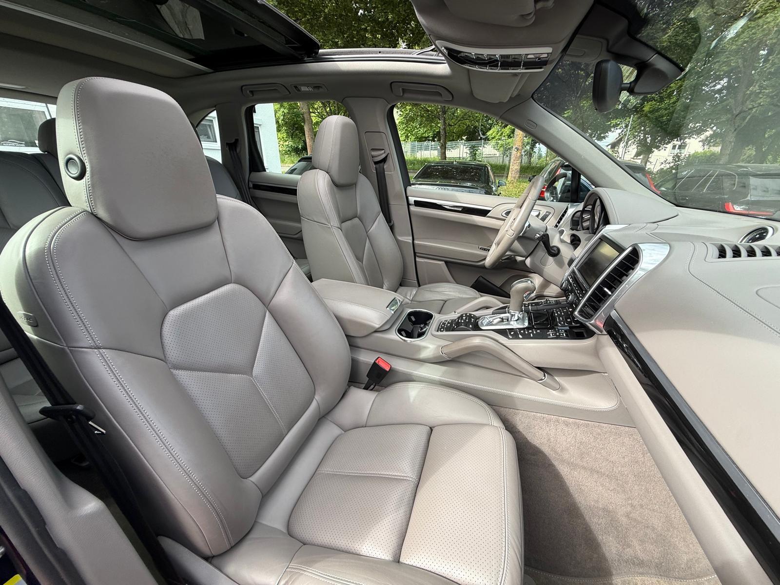 PORSCHE CAYENNE S - TOIT PANO - 2EME MAIN