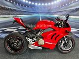 Ducati Panigale V4*Nur 2500km*1 Hand*Facelift* - DUCATI 250