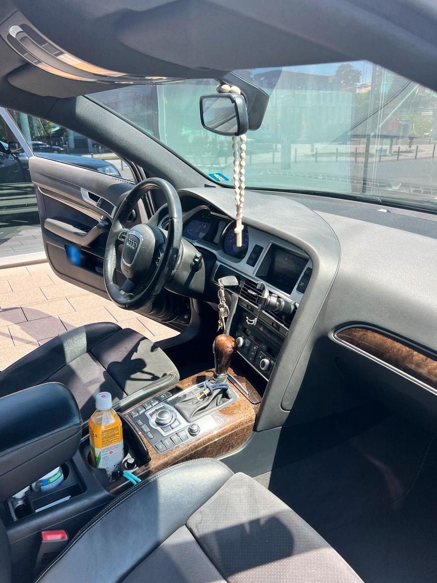 Audi A6 2009 — photo 12