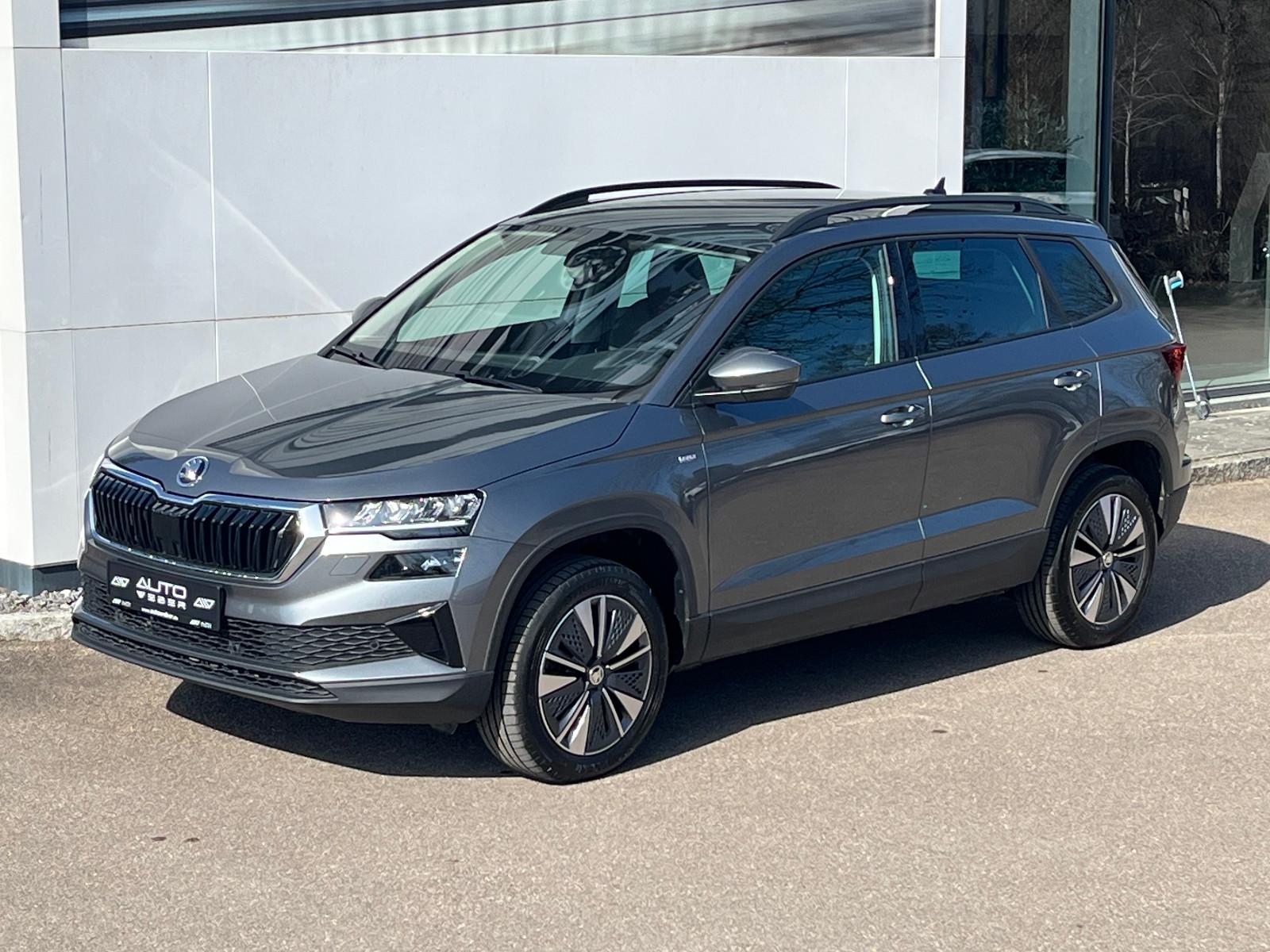 Skoda Karoq 1.5l TSI DSG TOUR LED NAVI ACC AHK