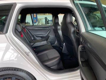 Skoda Octavia Combi RS *2.Hd*Xenon*Navi*