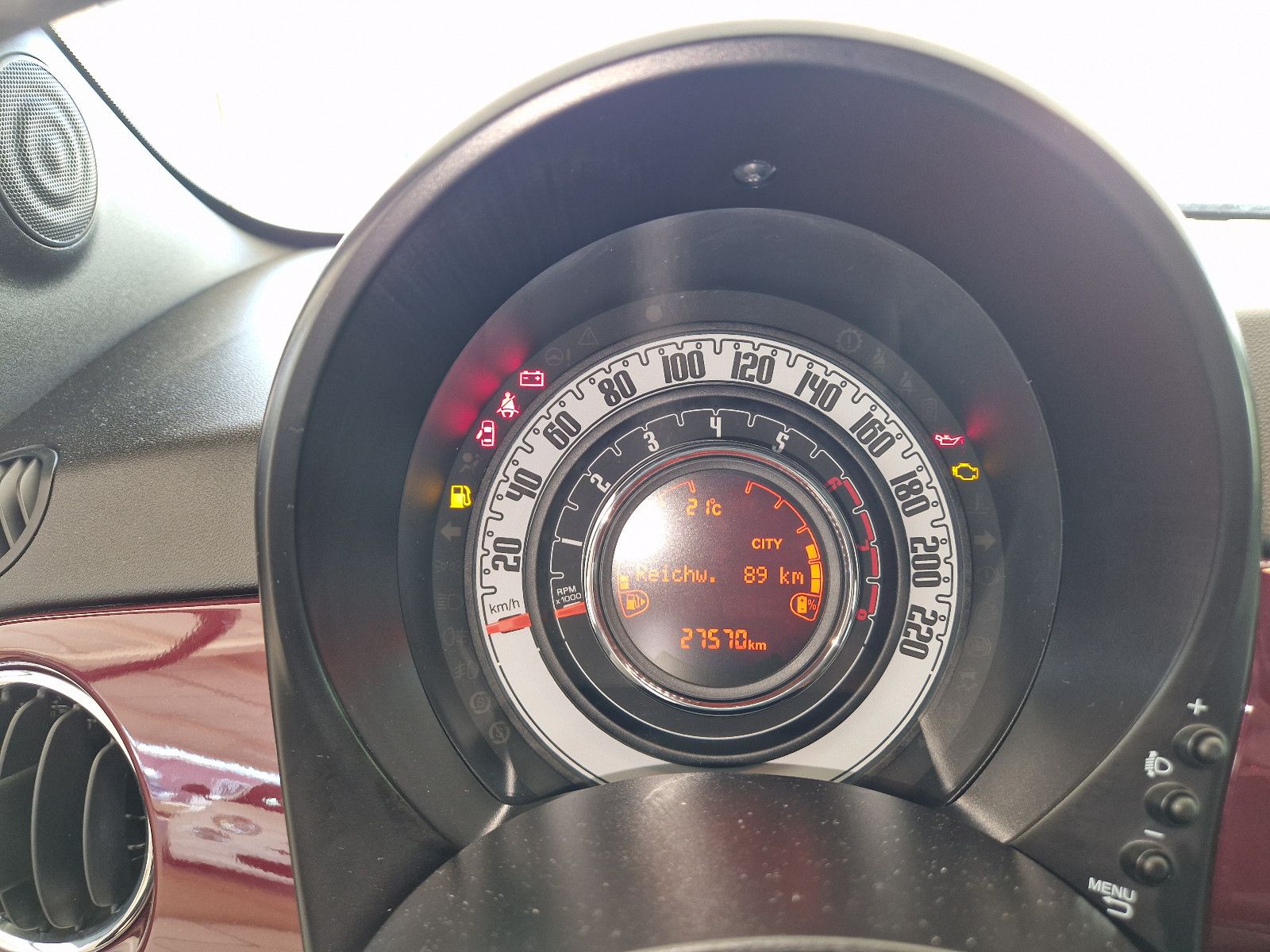 Fahrzeugabbildung Fiat 500 1.0 GSE Hybrid DOLCEVITA Pano, PDC, 16" Alu