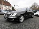 Mercedes-Benz E 500 4-Matic BiXenon Distronic PDC AHK Comand
