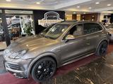 Porsche Cayenne S Hybrid NAVI/LED/LEDER/KAMERA!! - Porsche Cayenne in Oberhausen