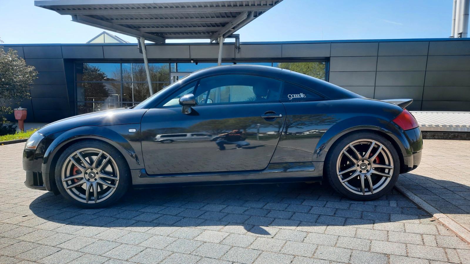 Audi TT Coupe 3.2 quattro 8N - Handschalter, schwarz