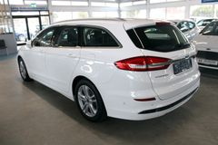 Fahrzeugabbildung Ford Mondeo Titanium Turnier NAVI ACC CAM LED WinterP