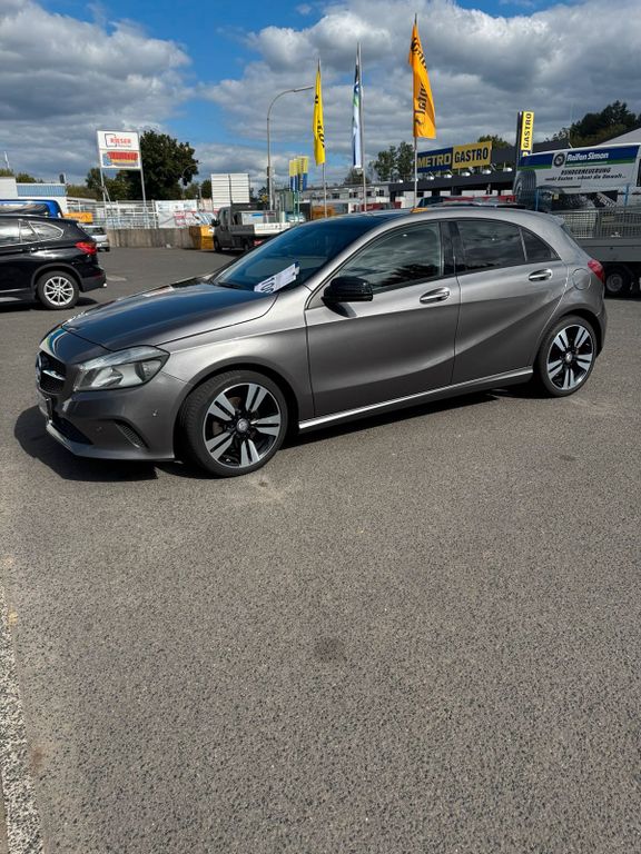 Image of Mercedes-Benz A 200