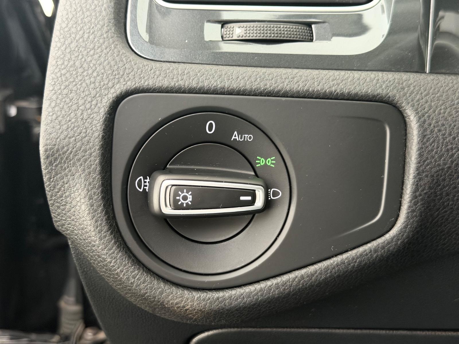 Volkswagen Golf VII Var. 1.5 TSI*COMFORTLINE*LED-ACC-PDC-16, миниатюра 25