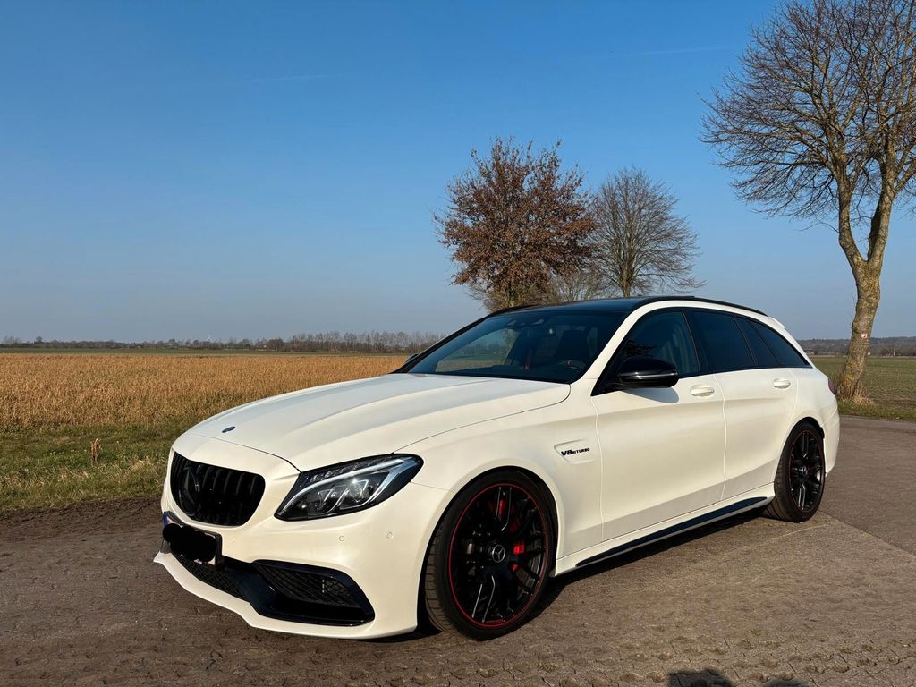 Mercedes-Benz C 63 AMG