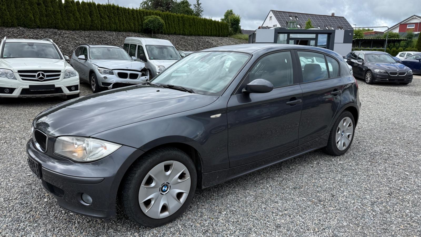 BMW 120