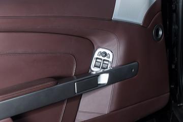 2011 Aston Martin VIRAGE — миниатюра 30