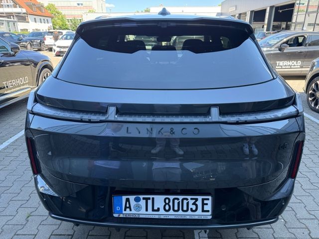 Lynk & Co 08