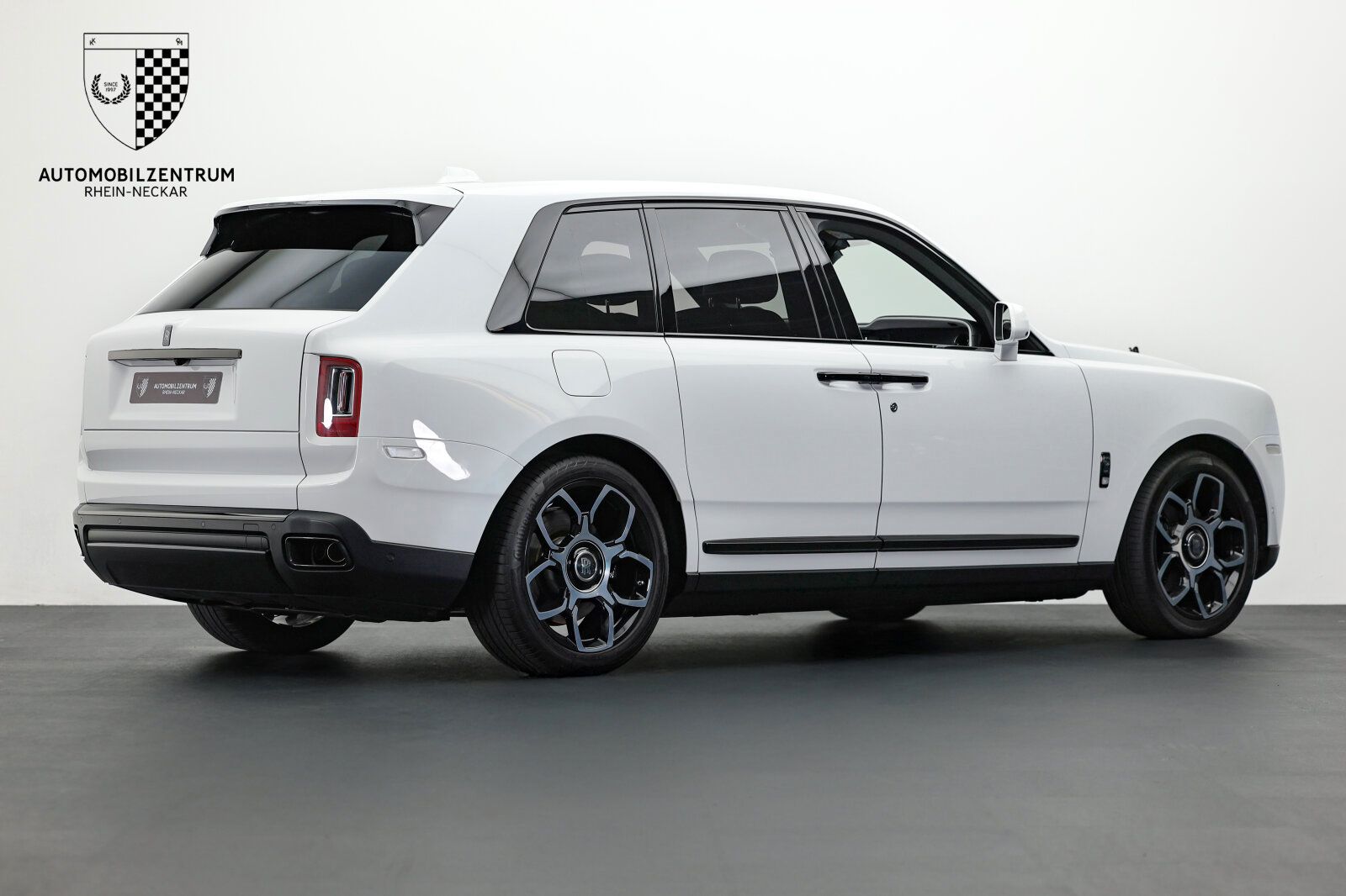 Rolls-Royce Cullinan - Bild 9