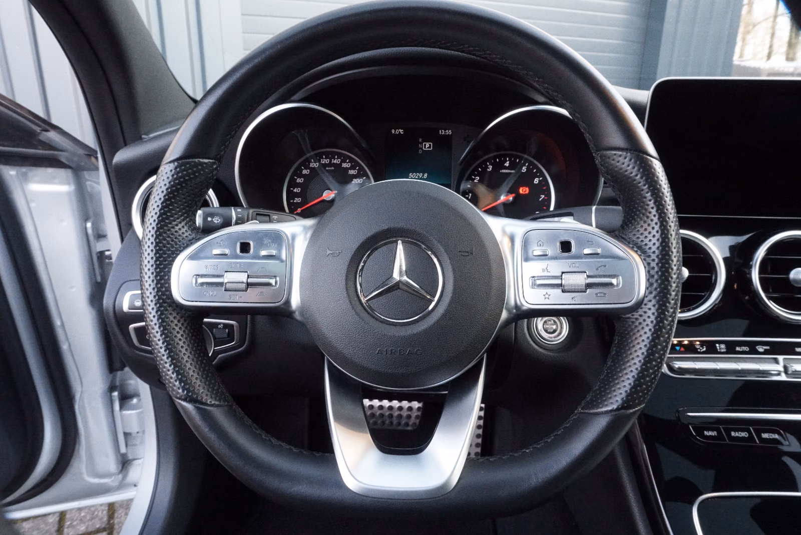 Mercedes-Benz C 300T AMG Multib RFK PANO SHZ NAV Ambiente ACC