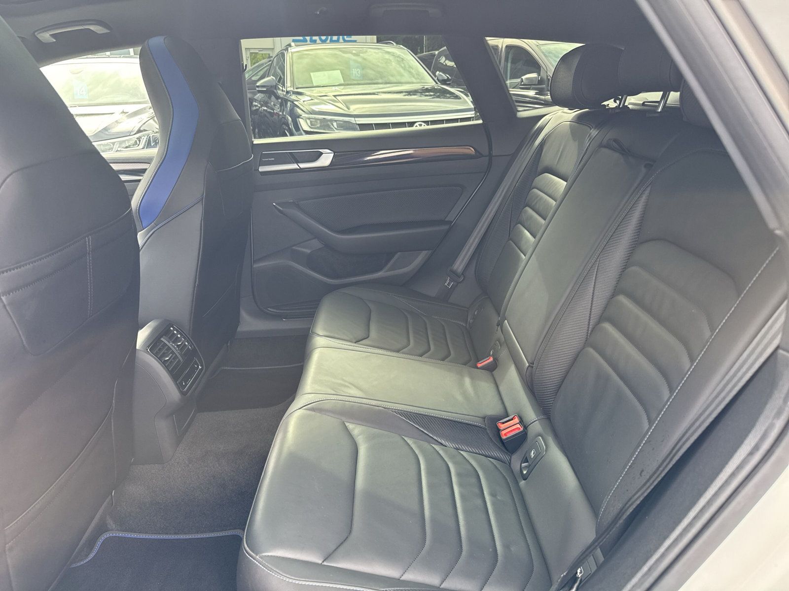 Arteon SB R TSi DSG PANO Leder Navi