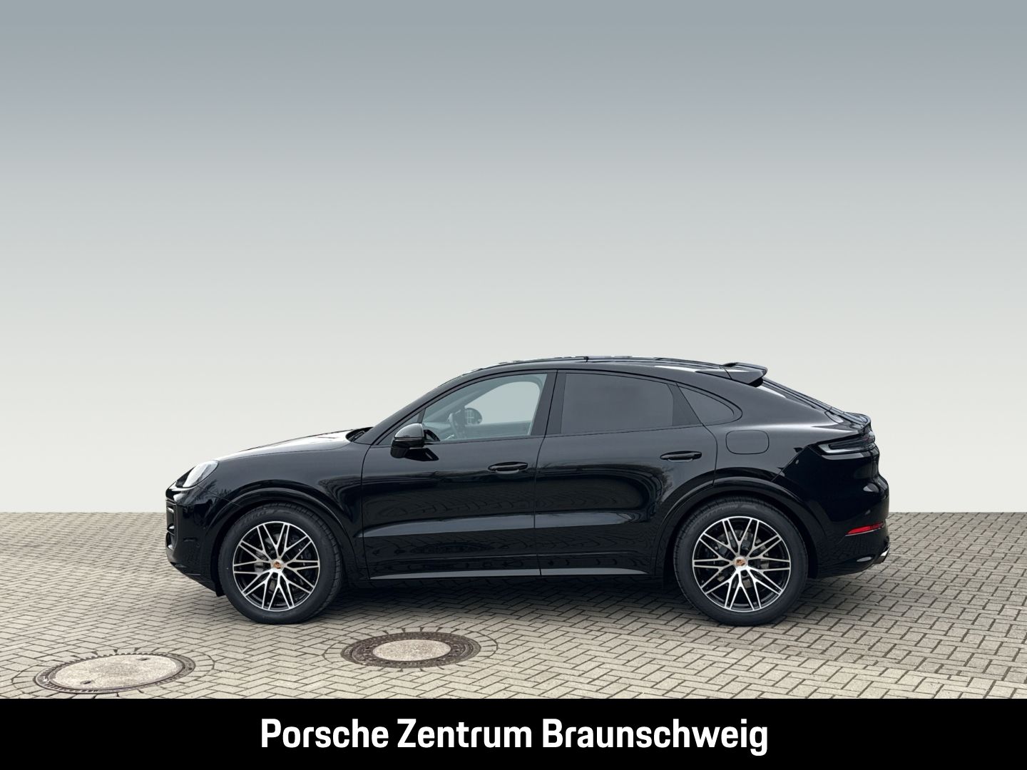 Porsche Cayenne E-Hybrid Coupe Black Edition HA-Lenkung imagem 2