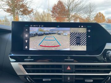 Citroën C4 MAX PURETECH 130 EAT8 Kam.+KeyLess+LED+Navi