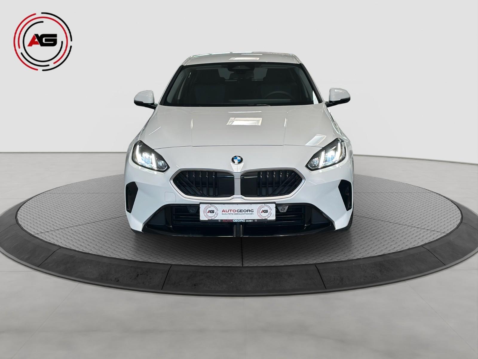 BMW 1 Series i M-SPORT LED CARPLAY TOTWINKEL SHZ KAMERA, миниатюра 2