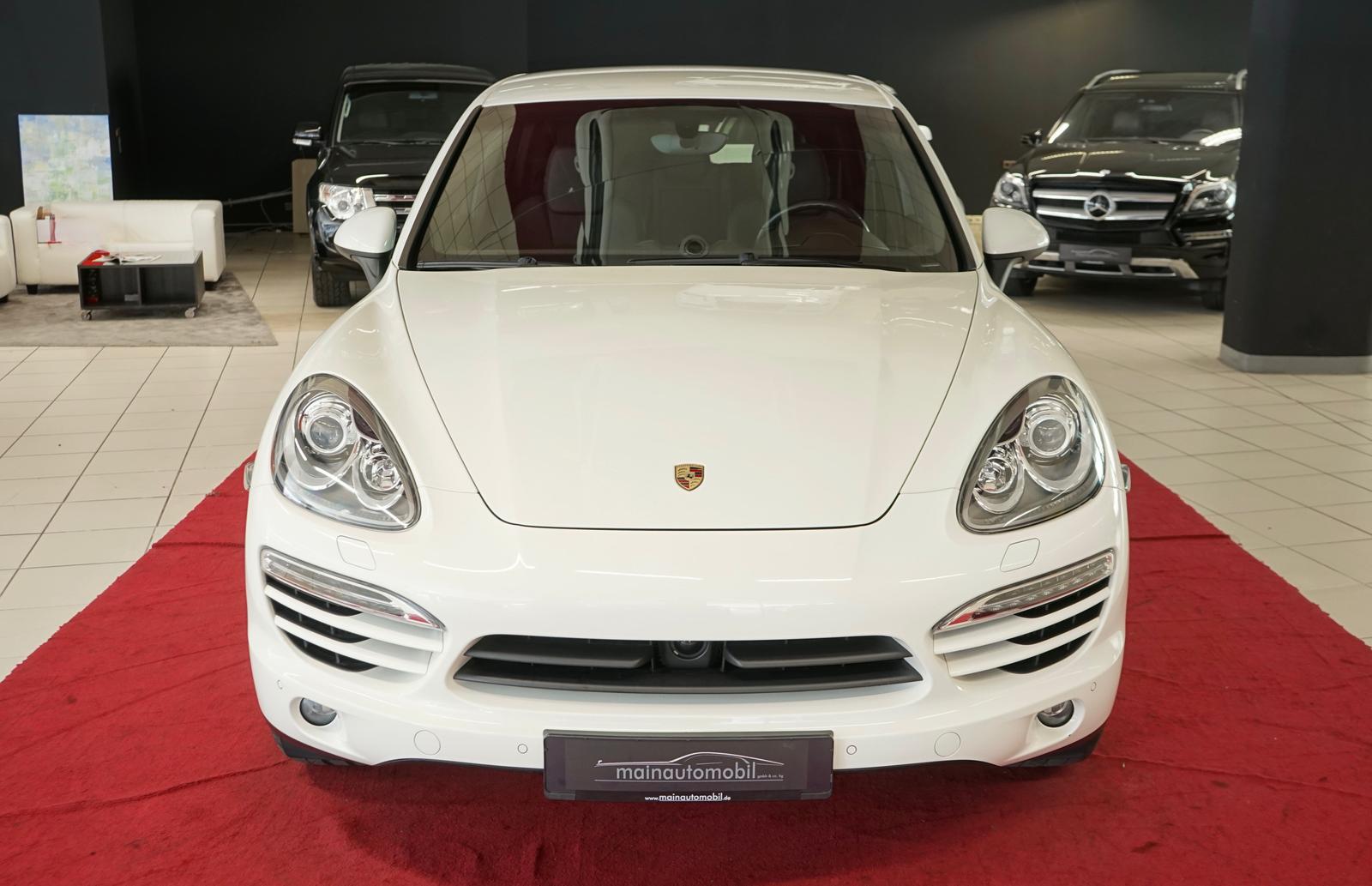 Porsche Cayenne Diesel ACC AHK PDLS Standheizung 14-Wege