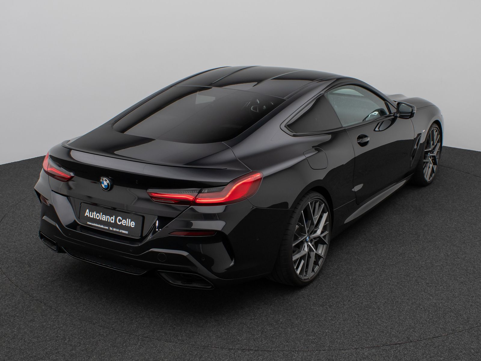 Fahrzeugabbildung BMW M850i xD Kamera HUD DAB H/K ACC SoftCl DisplKey