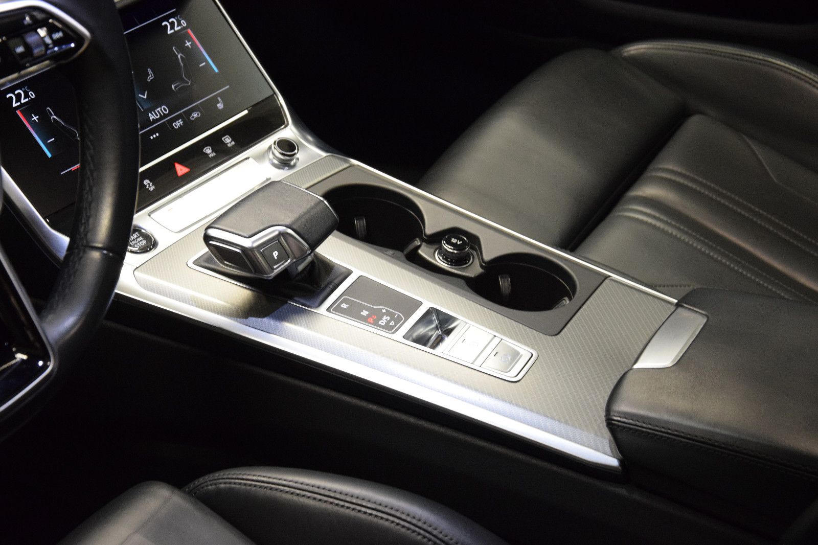 Fahrzeugabbildung Audi A6 Lim. 55 TFSI quattro Sport Pano Leder ACC