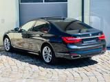 BMW 740d xDrive Shadow-Line +CARPLAY+HUD+LASER+360°+ - BMW 740 Limousine 740d xdrive mit Diesel-Antrieb