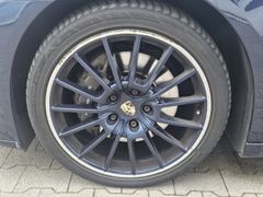 Fahrzeugabbildung Panamera Diesel 3.0 Luftfederung AD Niveau Navi