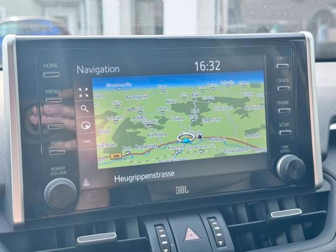 Toyota RAV4 5-Türer 2,5L Hybrid 4x4 Allrad Lounge *Pano