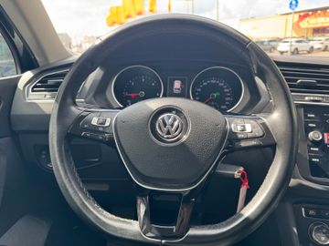 Volkswagen Tiguan - 10