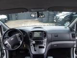 Hyundai H1 Travel Premium-Sonderlack/8Si/ NAVI/LEDER - Hyundai H-1 mit Diesel-Antrieb: Automatik