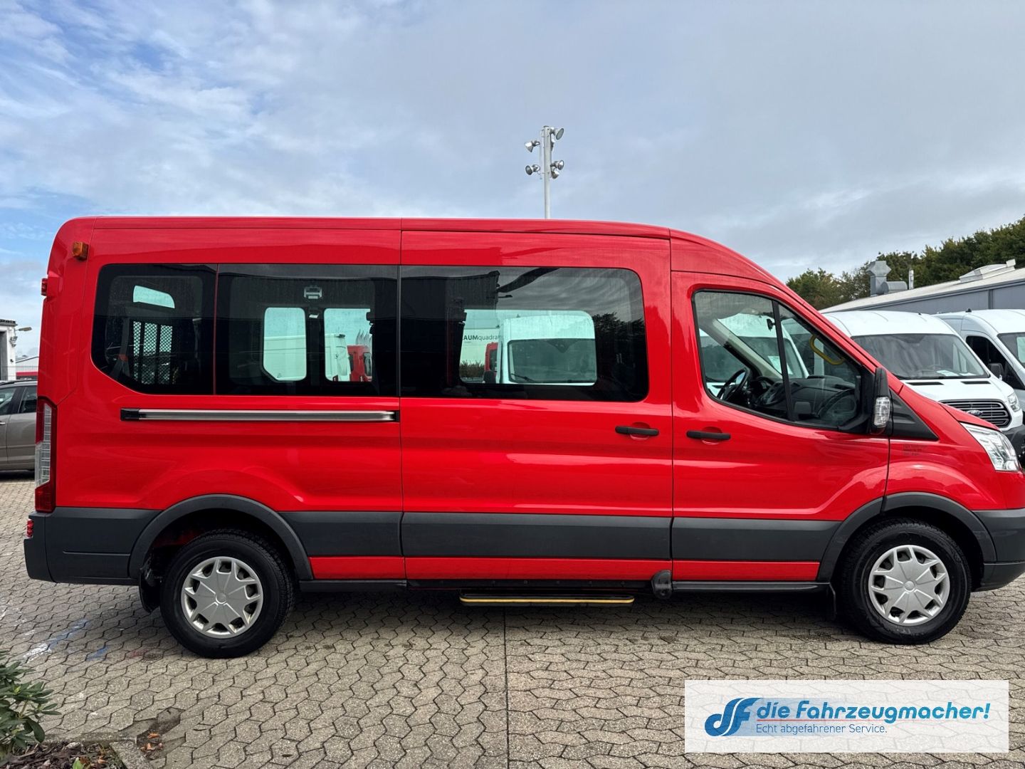Fahrzeugabbildung Ford Transit Kombi 350 L3 Trend 2.0 TDCi DPF *6173 *K