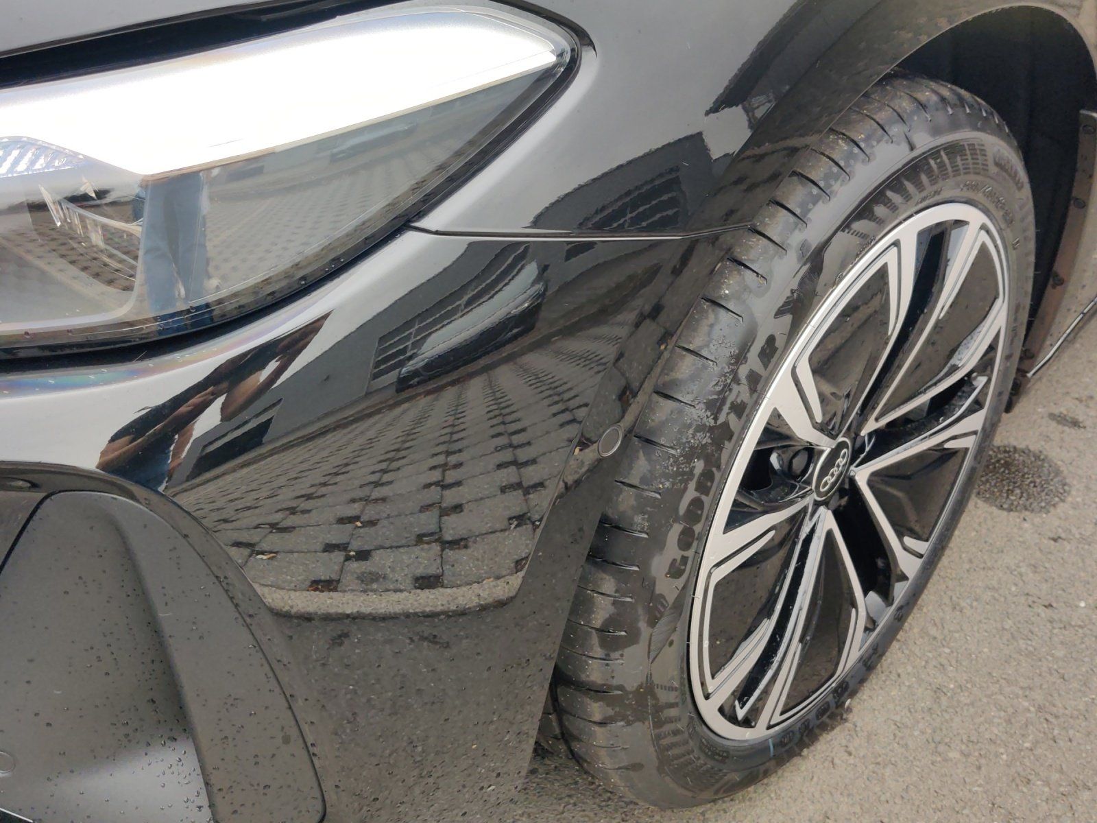 Fahrzeugabbildung Audi A5 Limousine 2.0 quattro TFSI Kamera,Navi,SHZ