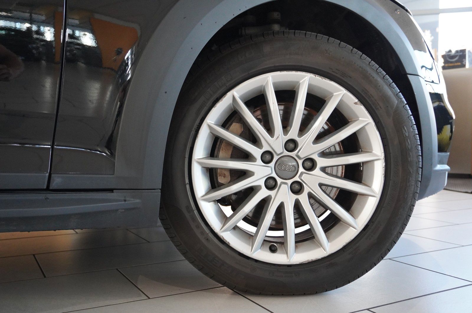Fahrzeugabbildung Audi A4 Allroad quattro 45 TFSI LEDER/MMI/SHZ/LED/AHK