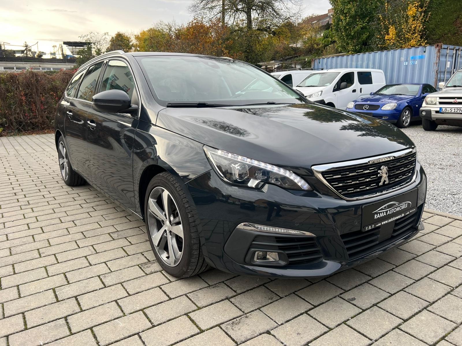 Peugeot 308 Allure 1HAND PANO NAVI PDC T.LEDER GARANTIE
