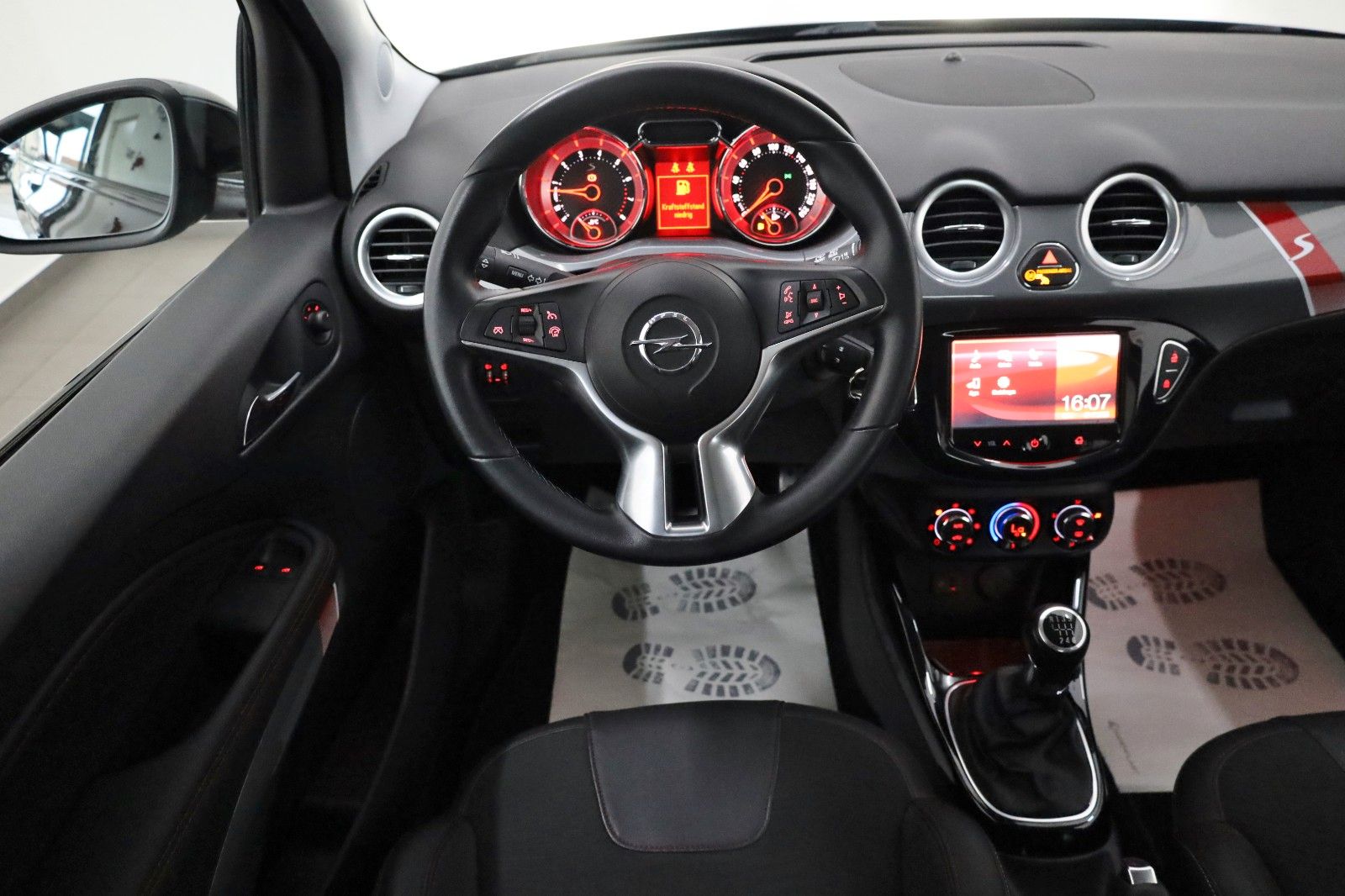 Fahrzeugabbildung Opel Adam S OPC Performance T.Leder,8 fach bereift